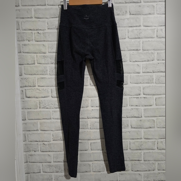 Beyond Yoga Rise Above High-Rise Space‎ Dye Mesh Panel Leggings Dark Grey Size S - Picture 5 of 9